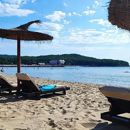 Pensión Family California Primorsko